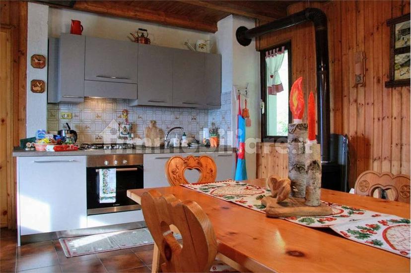 Terratetto unifamiliare 102 m², buono stato, Centro, Charvensod — foto 14 di 34