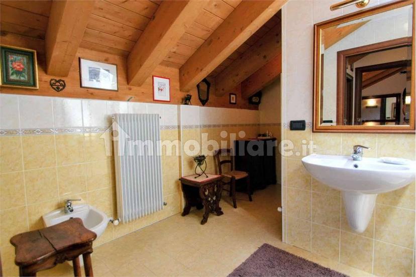 Mansarda viale Dei Missionari, Lozzo di Cadore — foto 12 di 36