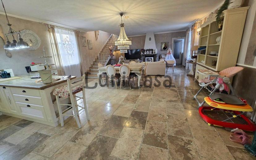 Villa bifamiliare via delle Piscine, Centro, Villafranca in Lunigiana — foto 8 di 62