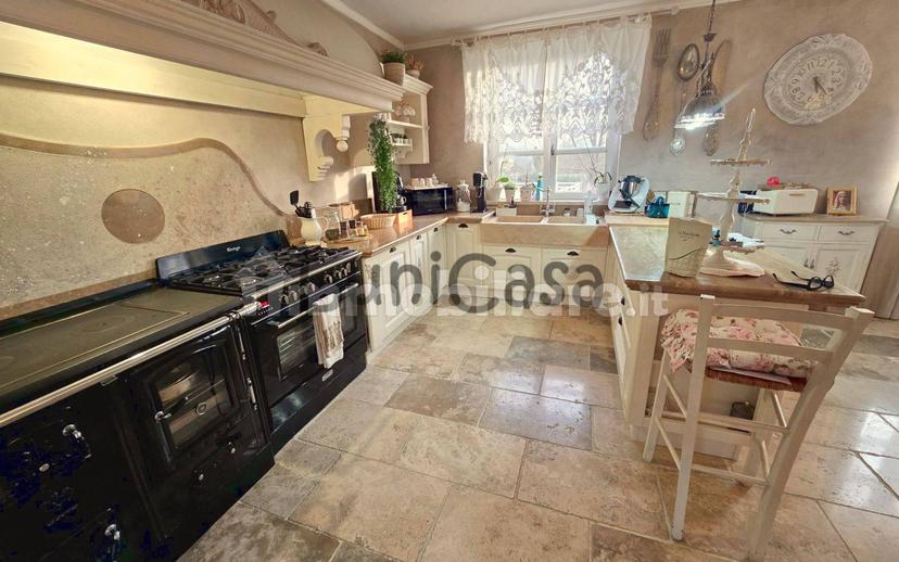 Villa bifamiliare via delle Piscine, Centro, Villafranca in Lunigiana — foto 4 di 62