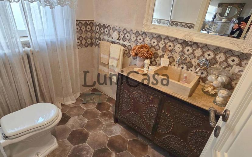 Villa bifamiliare via delle Piscine, Centro, Villafranca in Lunigiana — foto 29 di 62