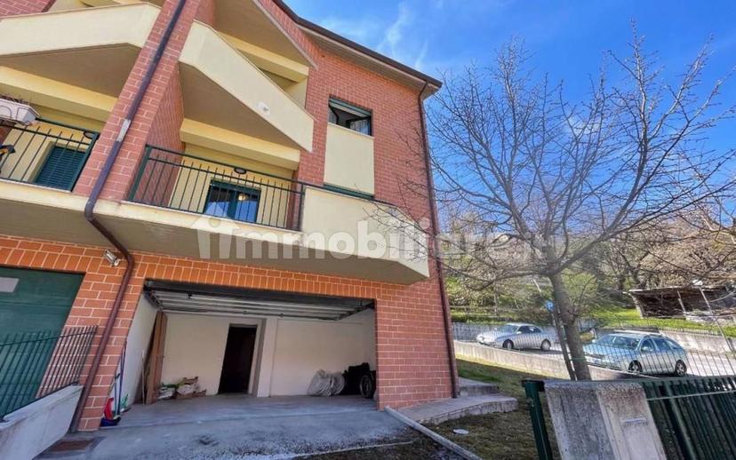 Villa a schiera via dei Tigli , 15, Bellavista - Pianola, L'Aquila — foto 4 di 16