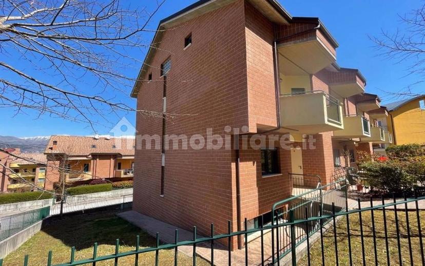 Villa a schiera via dei Tigli , 15, Bellavista - Pianola, L'Aquila