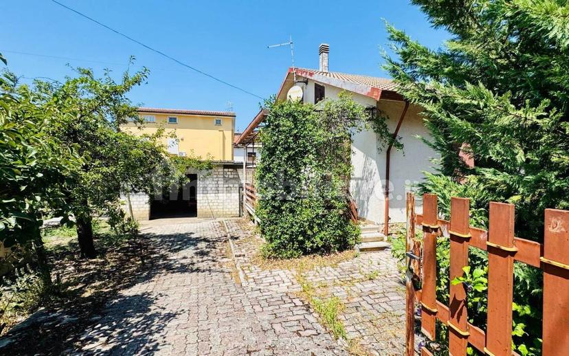 Villa unifamiliare via Dei Martiri, Taurasi — foto 5 di 31