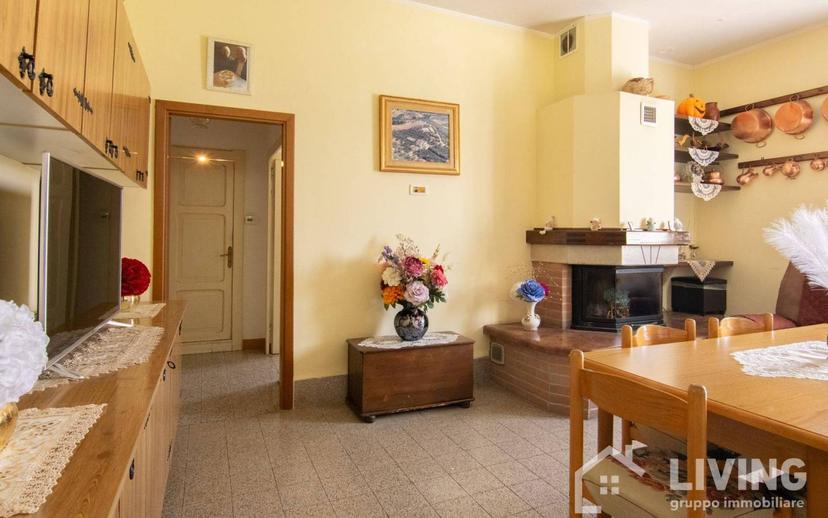 Casale Contrada Paterno 19, Loreto Aprutino — foto 3 di 48
