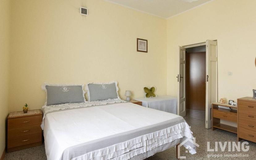 Casale Contrada Paterno 19, Loreto Aprutino — foto 2 di 48