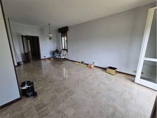 Quadrilocale via pogiani, Suna Alta, Monterosso, Cavandone, Verbania — foto 3 di 11