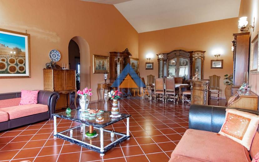Casale via Pilli, Montecchio — foto 6 di 78