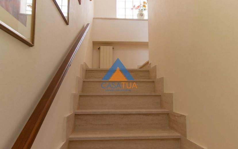 Casale via Pilli, Montecchio — foto 2 di 78