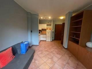 Bilocale buono stato, primo piano, Ospedale - Volturno, Parma