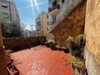 Terratetto plurifamiliare via Giulio Tanini, Borgoratti, Genova — foto 3 di 23