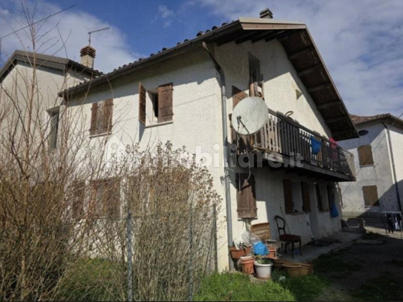 Quadrilocale piazza San Clemente 17, Feltre — foto 5 di 12