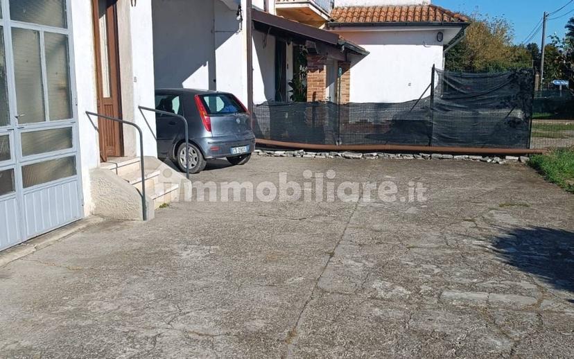 Terratetto unifamiliare via Cavetta 2, Centro, Meleti — foto 8 di 8