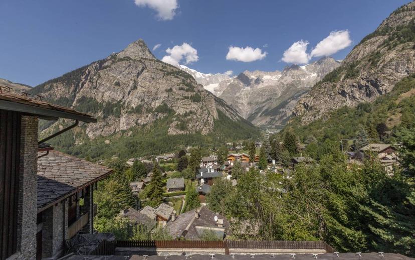 Trilocale Strada del Plan Gorret 7, Centro, Courmayeur — foto 14 di 14