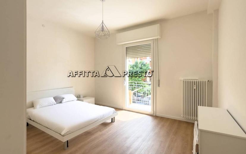 Stanza in affitto in appartamento via tavernari, Forlì — foto 3 di 26