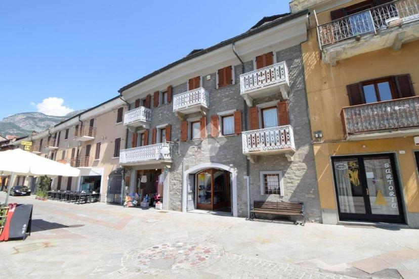 Terratetto plurifamiliare via Chanoux, Centro, Saint-Vincent — foto 27 di 40
