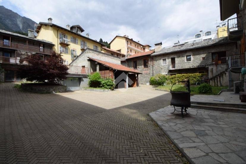 Terratetto plurifamiliare via Chanoux, Centro, Saint-Vincent — foto 11 di 40