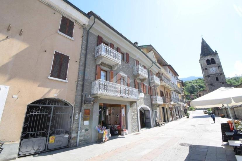 Terratetto plurifamiliare via Chanoux, Centro, Saint-Vincent — foto 36 di 40