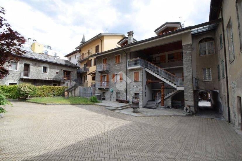 Terratetto plurifamiliare via Chanoux, Centro, Saint-Vincent — foto 14 di 40