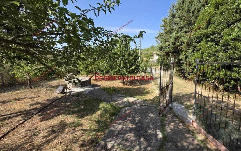 Rustico Rione Franzucchi 5, Centro, Castellana Sicula — foto 9 di 9