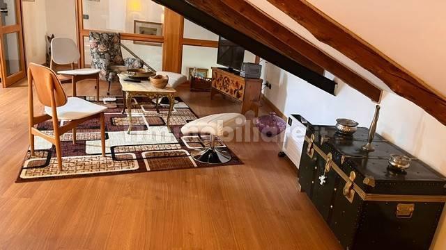 Trilocale frazione Chez Sentin 12, Gignod — foto 9 di 33
