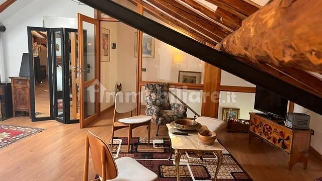 Trilocale frazione Chez Sentin 12, Gignod — foto 27 di 33