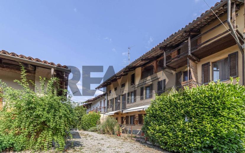 Terratetto unifamiliare 168 m², ottimo stato, Zubiena — foto 14 di 42