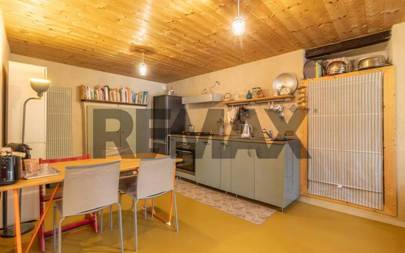 Terratetto unifamiliare 168 m², ottimo stato, Zubiena — foto 21 di 42