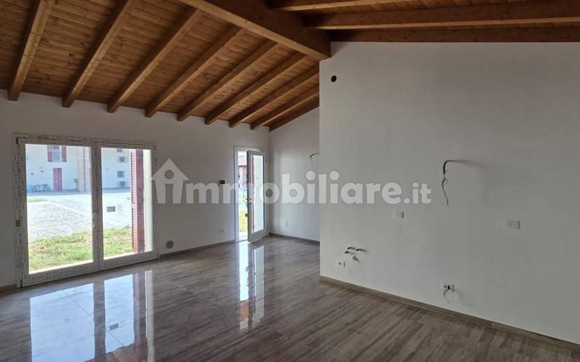 Villa unifamiliare via Fustagno, Castelleone — foto 8 di 15