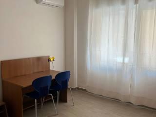 Stanza singola via Lia 23, Reggio Calabria — foto 2 di 8