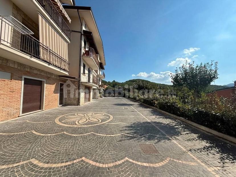 Trilocale via Tufara 10, Contrada — foto 13 di 23
