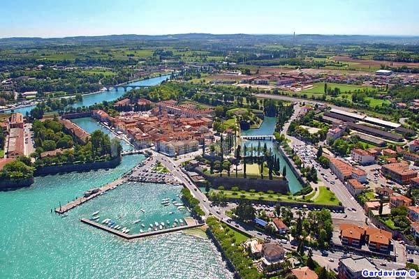 Villa a schiera 2 locali, buono stato, Centro, Peschiera del Garda — foto 7 di 8