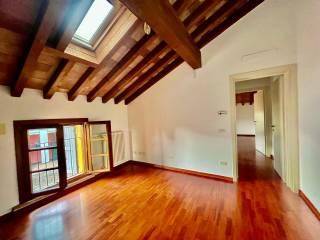 Mansarda ottimo stato, 47 m², Centro, Sant'Ilario d'Enza — foto 10 di 13