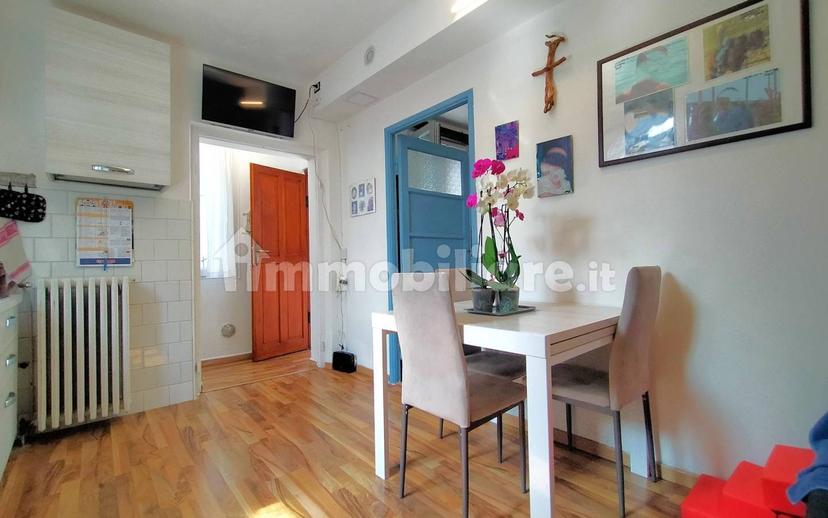Trilocale via Crocefisso 9, Centro, Arosio — foto 2 di 25