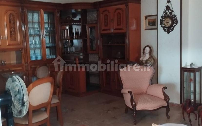 Trilocale viale della Pace, Bianco — foto 9 di 11