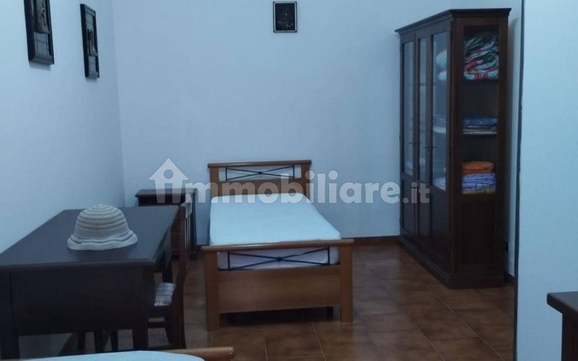Trilocale viale della Pace, Bianco — foto 3 di 11