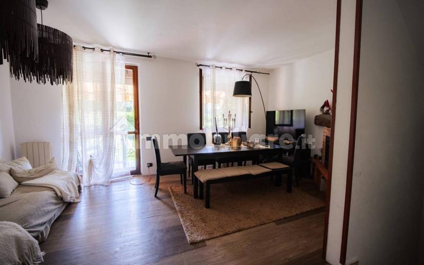 Villa a schiera via Aldo Moro 5, Centro, Imbersago — foto 24 di 35