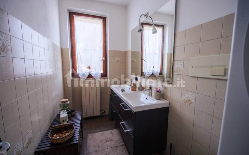 Villa a schiera via Aldo Moro 5, Centro, Imbersago — foto 3 di 35