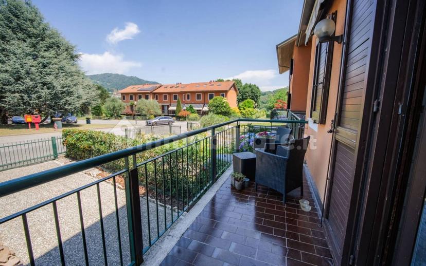 Villa a schiera via Aldo Moro 5, Centro, Imbersago — foto 4 di 35