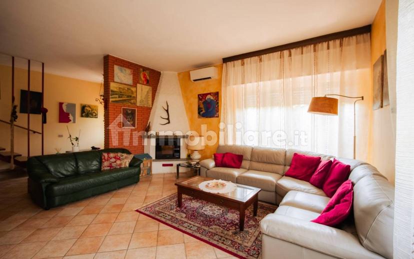 Villa unifamiliare via Guglielmo Marconi 3, Paderno d'Adda — foto 13 di 29