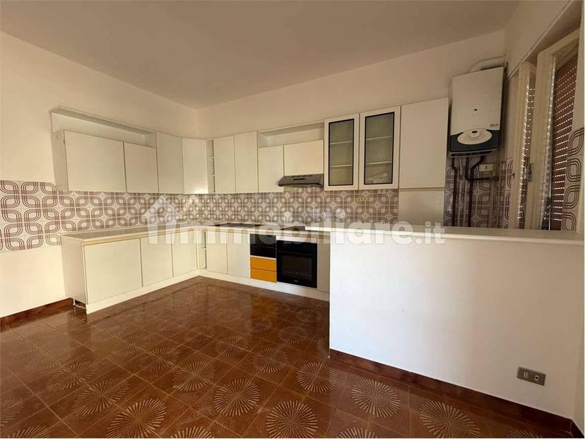 Appartamento buono stato, primo piano, Pintura, Morrovalle — foto 15 di 16