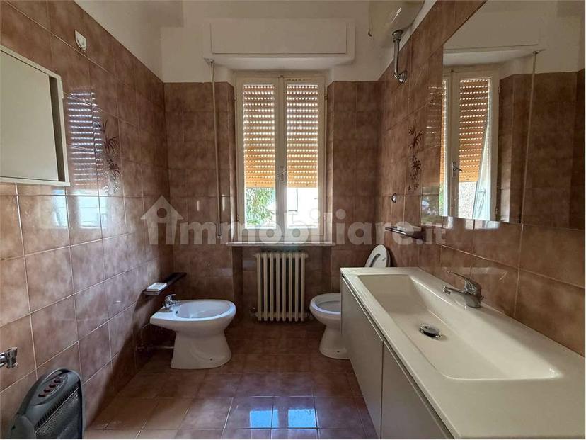 Appartamento buono stato, primo piano, Pintura, Morrovalle — foto 6 di 16