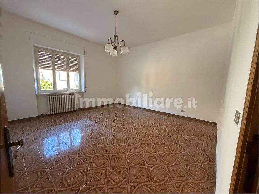 Appartamento buono stato, primo piano, Pintura, Morrovalle — foto 14 di 16