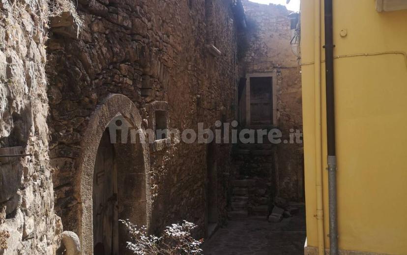 Terratetto plurifamiliare piazza Cristo Re 13, Fontanarosa — foto 4 di 47