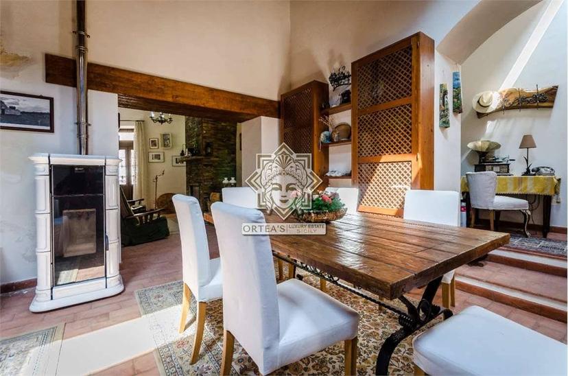 Terratetto unifamiliare via Roma, Centro, Palazzolo Acreide
