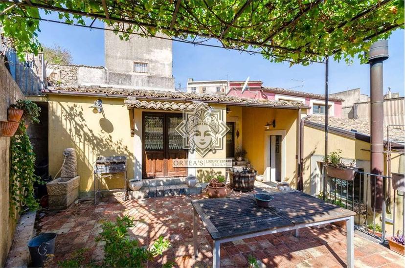 Terratetto unifamiliare via Roma, Centro, Palazzolo Acreide — foto 8 di 50