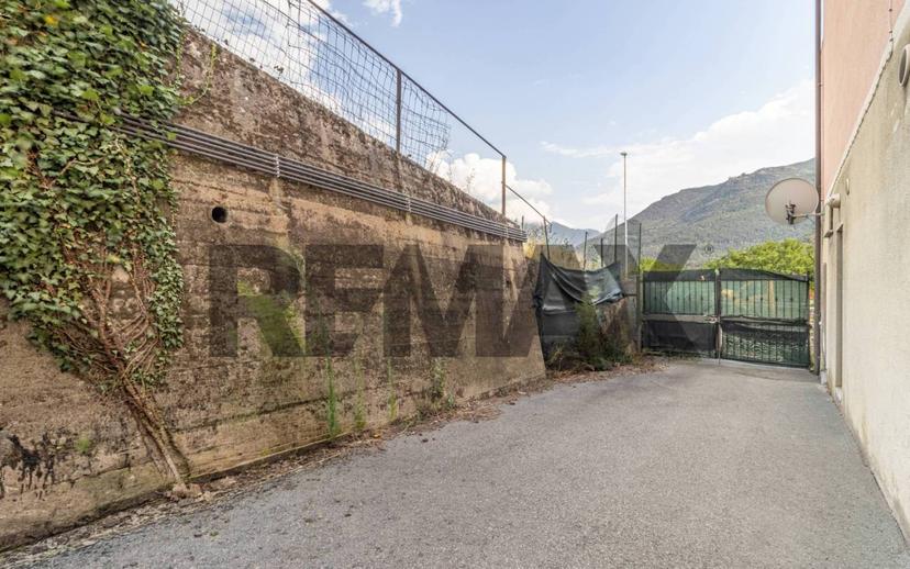 Quadrilocale Località Soleil 27, Centro, Chatillon — foto 20 di 25