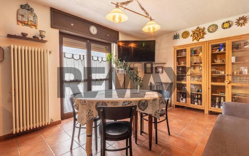 Quadrilocale Località Soleil 27, Centro, Chatillon — foto 14 di 25