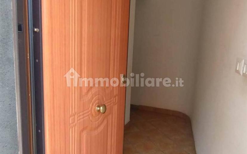 Trilocale via Dante Aligheri, Centro, Aci Sant'Antonio — foto 15 di 16