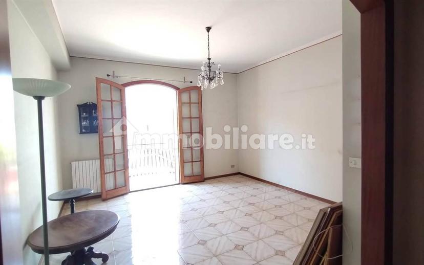 Trilocale via Dante Aligheri, Centro, Aci Sant'Antonio — foto 8 di 16